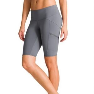 Athleta Drifter Jammer 8" Bike Shorts in Granite Gray - Medium